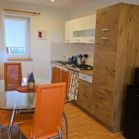 Simple 3-room Apartment