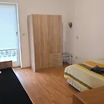 Simple 3-room Apartman Kukuljanovo