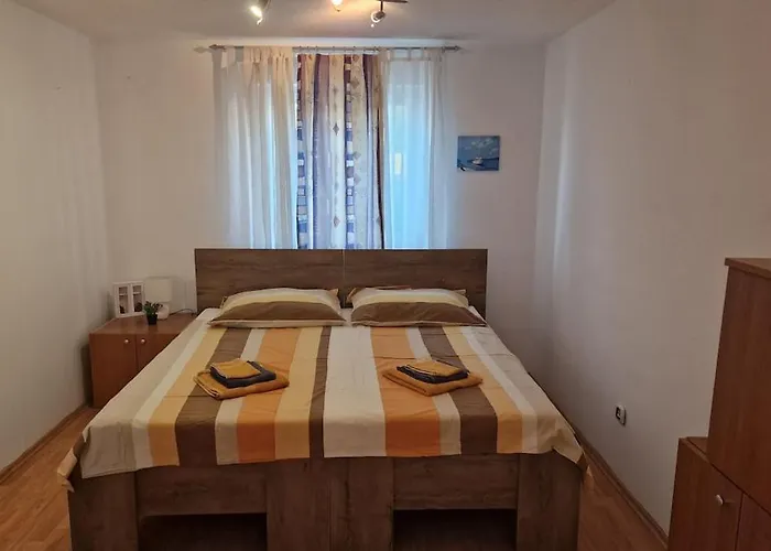 Simple 3-room Kukuljanovo