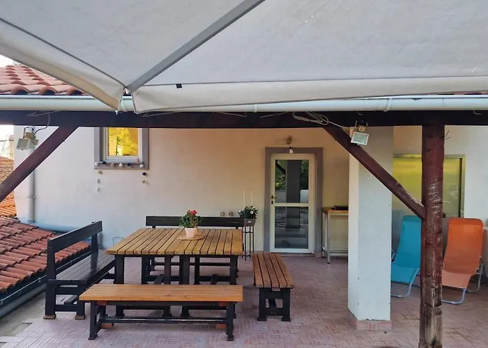 Appartement Simple 3-room Kukuljanovo
